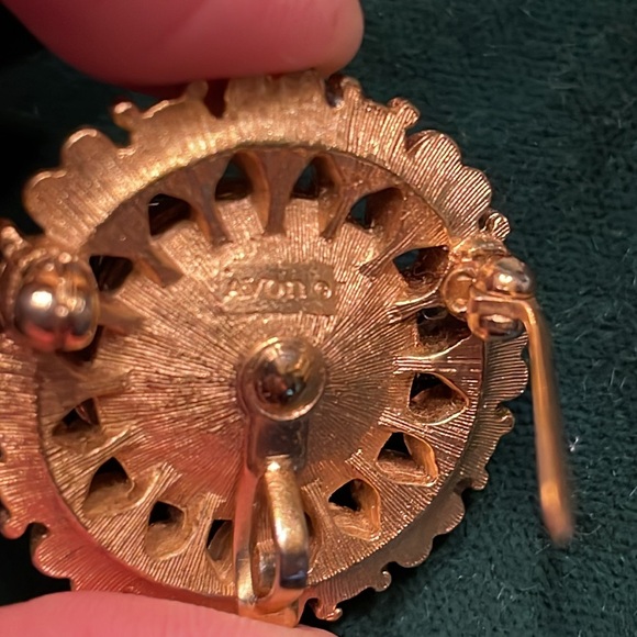 Vintage Avon brooch/necklace pendant. - Picture 5 of 6